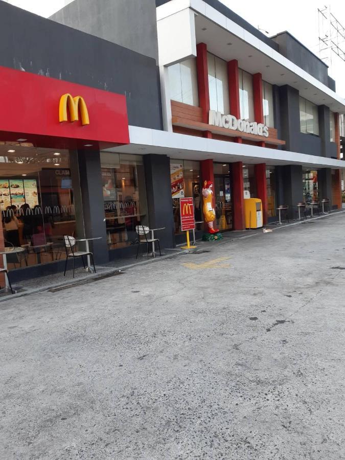 Sarasota Residential Resort Cluster 4 Unit 6B, 6C And 6L By Manny Newport Blvd, Across Naia T3 & Near Resorts World Manila, Pasay City Dış mekan fotoğraf